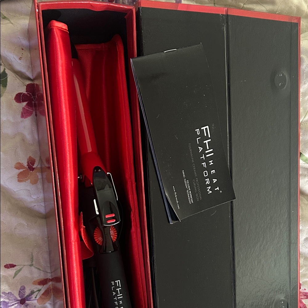 FHI Heat Platform Red Curling Iron-brand new inbox never used - Picture 4 of 7